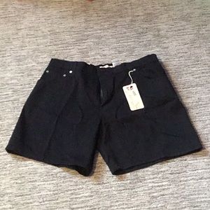 NWT Levi’s 550 Black Relaxed Shorts